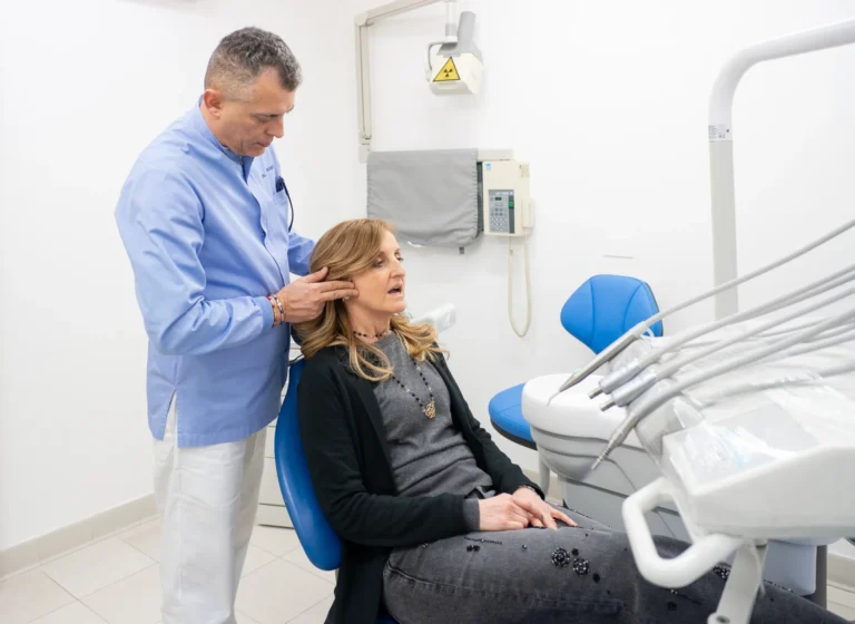 COPERTINA BLOG 12 Quanto Costa lo Sbiancamento dei Denti dal Dentista