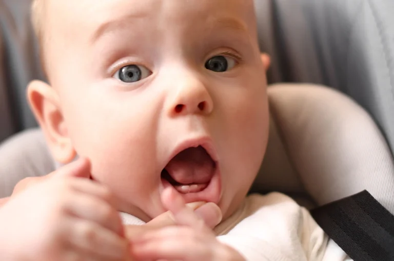 quando spunta il primo dentino nei neonati